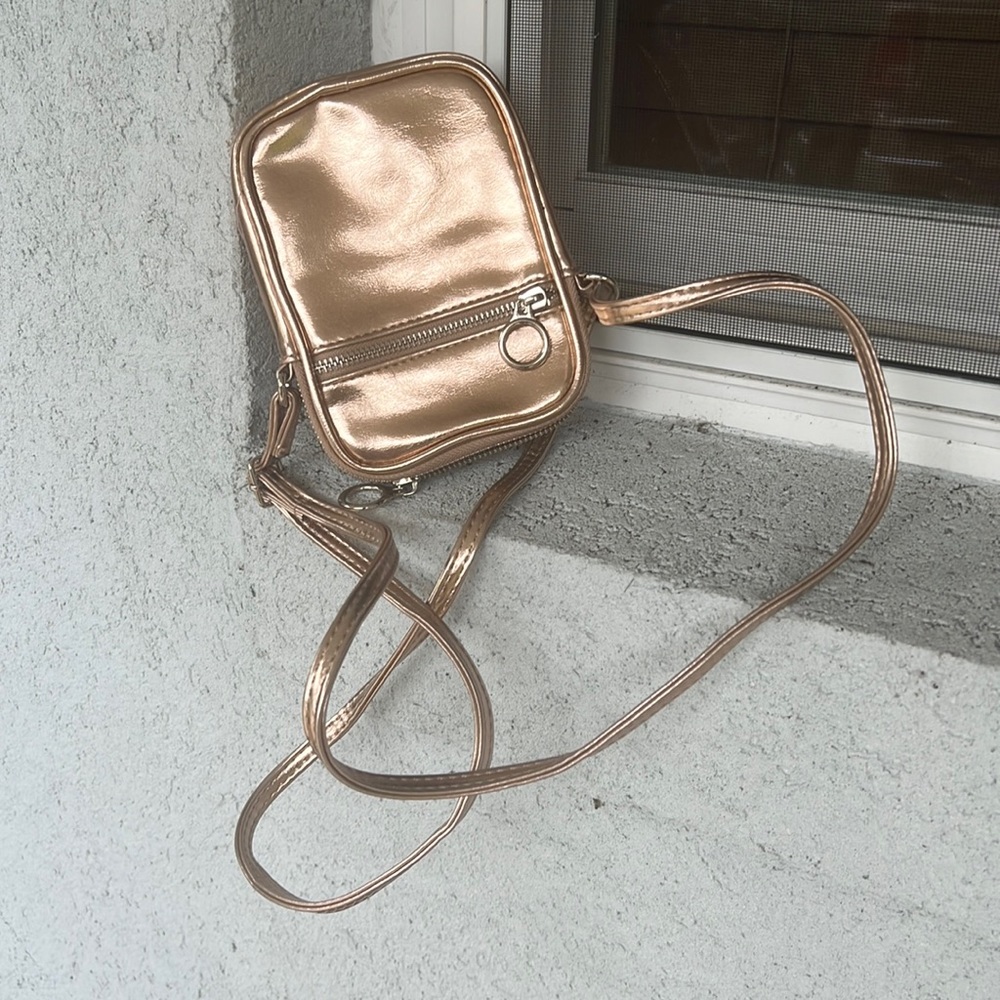 Pearl pull Over Bag with Straps